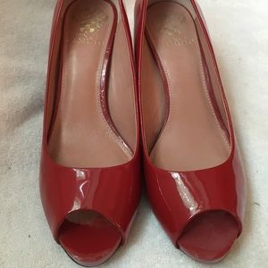 Vince Camuto “Kira” Red Peep Toe Shoes Size W 8
